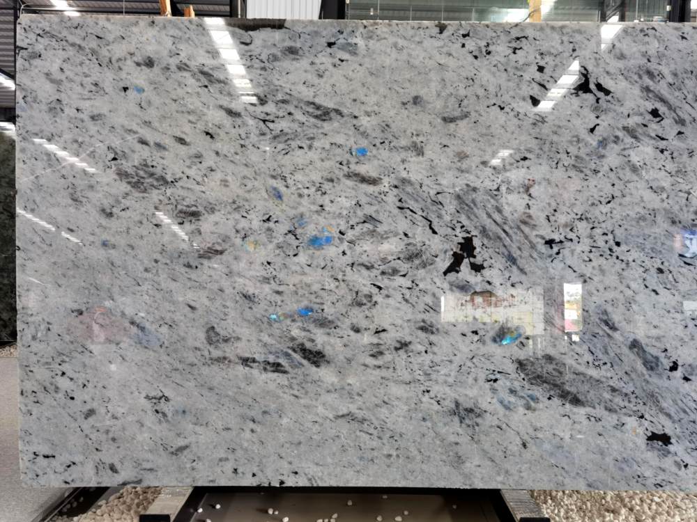 Labradorite Bianca Granite Image