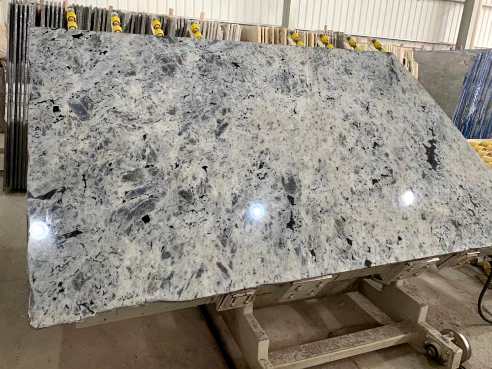 Labradorite Bianca Granite Image